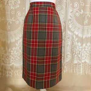 ✨ Vintage Plaid Pencil Skirt | Tailored Wool-Blend Look | Classic Timeless Style